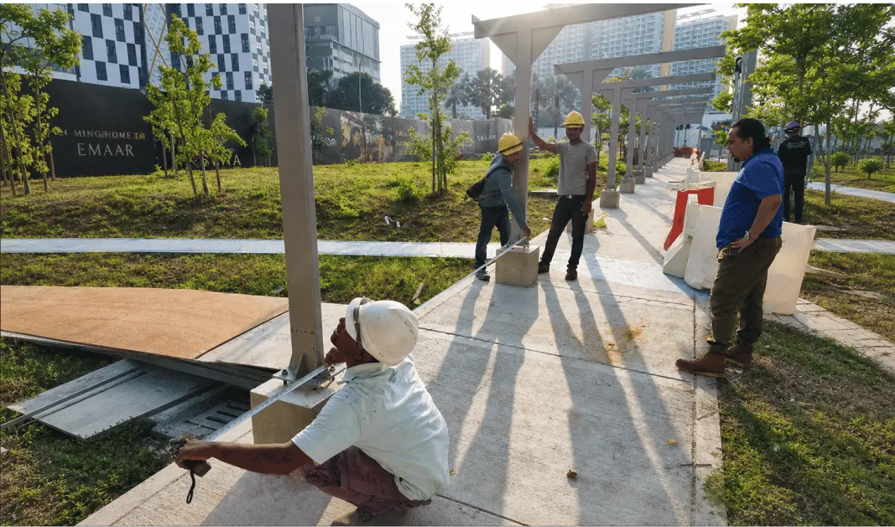 BMI2601 | LRT3 Covered Walkway
